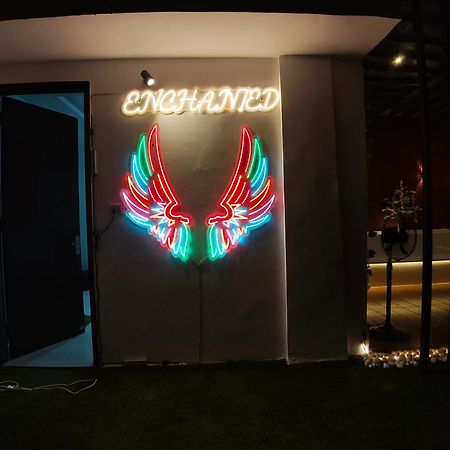 Enchanted The Roof Rekha, With Private Trace Garden Hotel นิวเดลี ภายนอก รูปภาพ